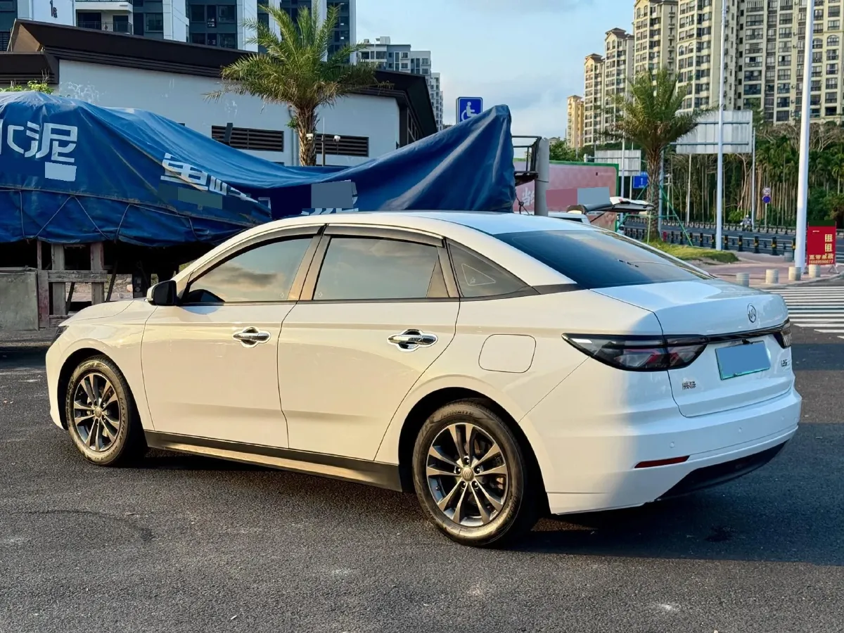 2021 Weltmeister E.5 BEV 49.92KWH,autocango,china used car exporter,china ev exporter,chinese used car exporter,chinese used ev exporter