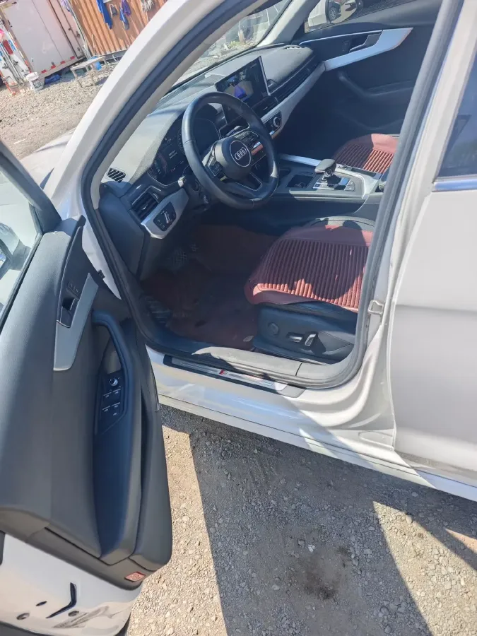 2022 Audi A4L 2.0T 150HP L4 7DCT,autocango,china used car exporter,china ev exporter,chinese used car exporter,chinese used ev exporter