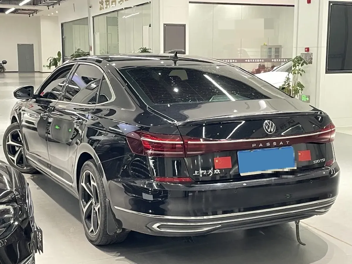 2023 Volkswagen Passat 2.0T 186HP L4 7DCT,autocango,china used car exporter,china ev exporter,chinese used car exporter,chinese used ev exporter