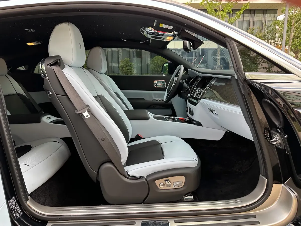 2018 Rolls-Royce Wraith 6.6T 632HP V12 8AT,autocango,china used car exporter,china ev exporter,chinese used car exporter,chinese used ev exporter