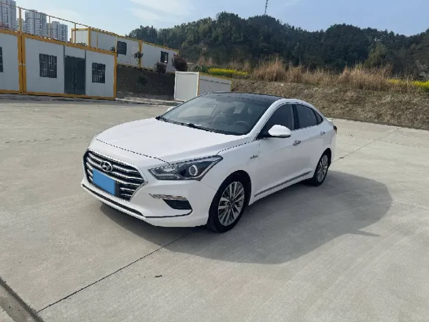 2017 Hyundai Mistra 1.8L 143HP L4 6AT,autocango,china used car exporter,china ev exporter,chinese used car exporter,chinese used ev exporter