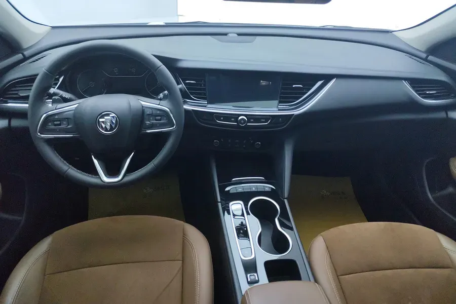 2022 Buick Regal 1.5T 169HP L4 9AT,autocango,china used car exporter,china ev exporter,chinese used car exporter,chinese used ev exporter