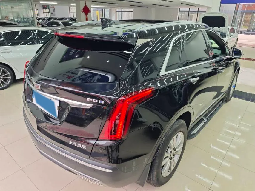 2022 Cadillac XT5 2.0T 237HP L4 9AT,autocango,china used car exporter,china ev exporter,chinese used car exporter,chinese used ev exporter