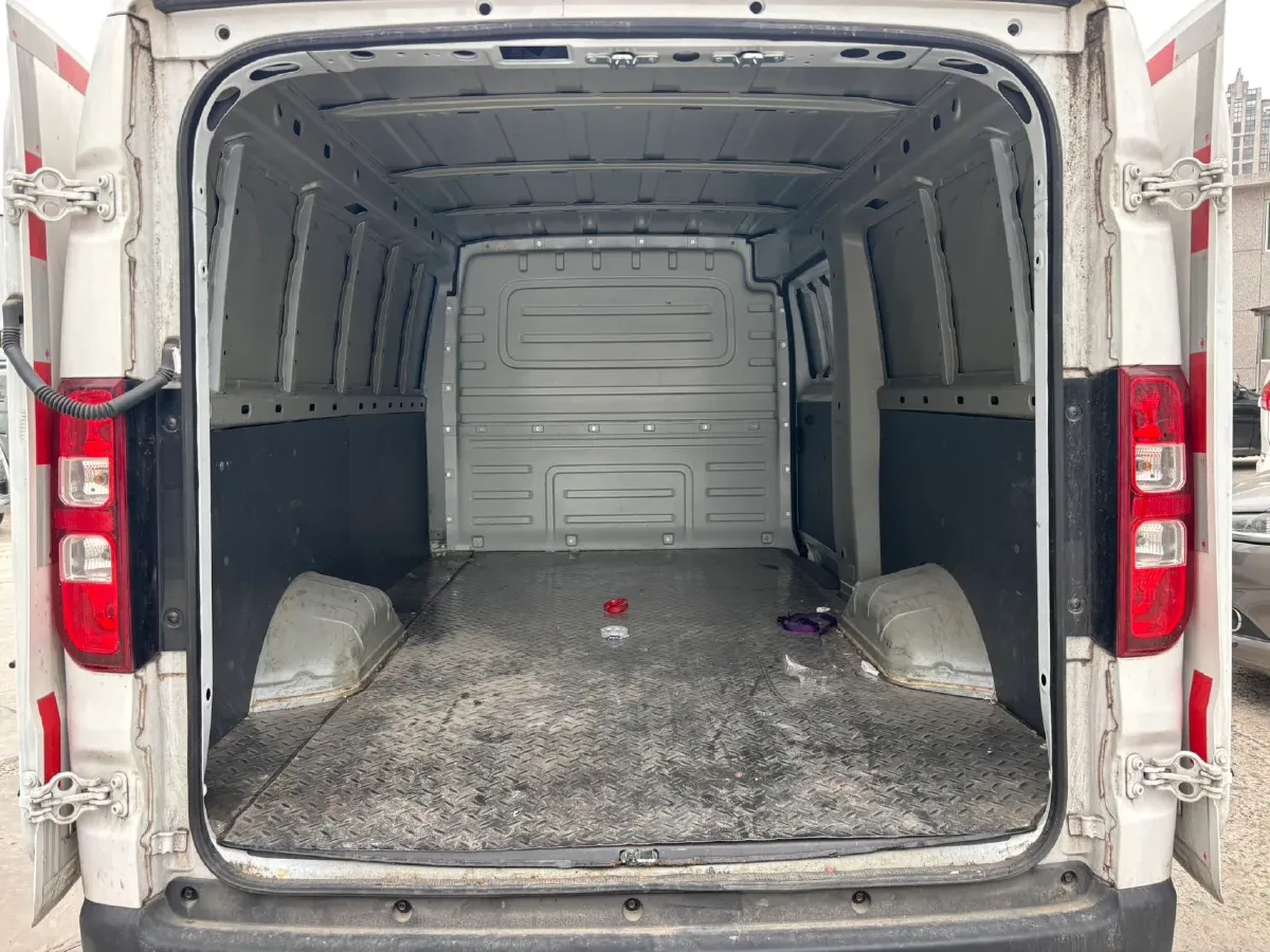 2024 WuLing YangGuang BEV 41.9KWH,autocango,china used car exporter,china ev exporter,chinese used car exporter,chinese used ev exporter