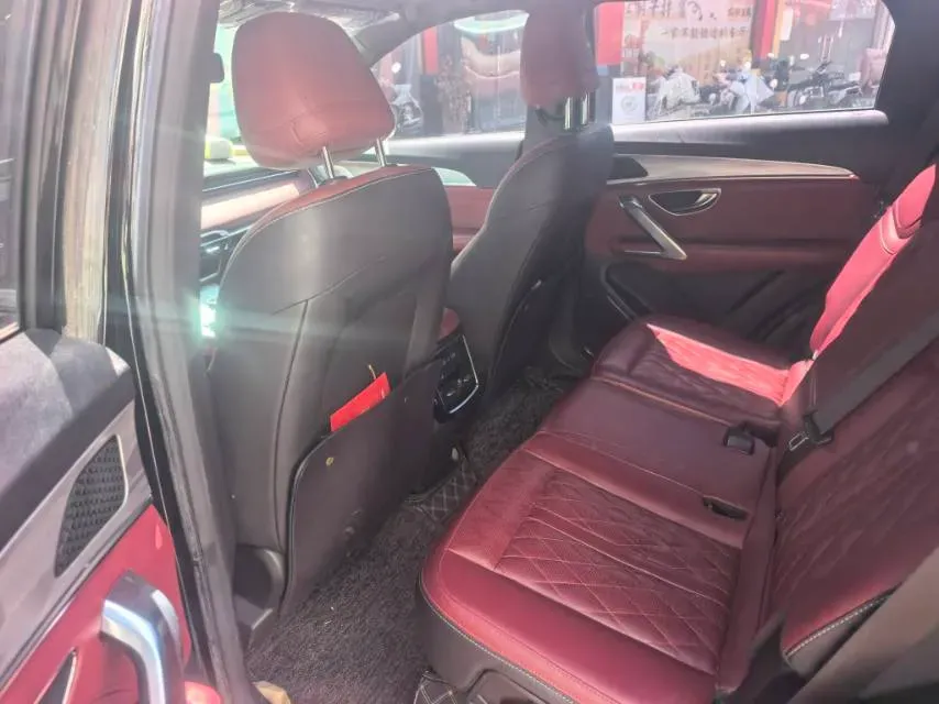 2023 ChangAn Oshan X7 Plus 1.5T 188HP L4 7DCT,autocango,china used car exporter,china ev exporter,chinese used car exporter,chinese used ev exporter