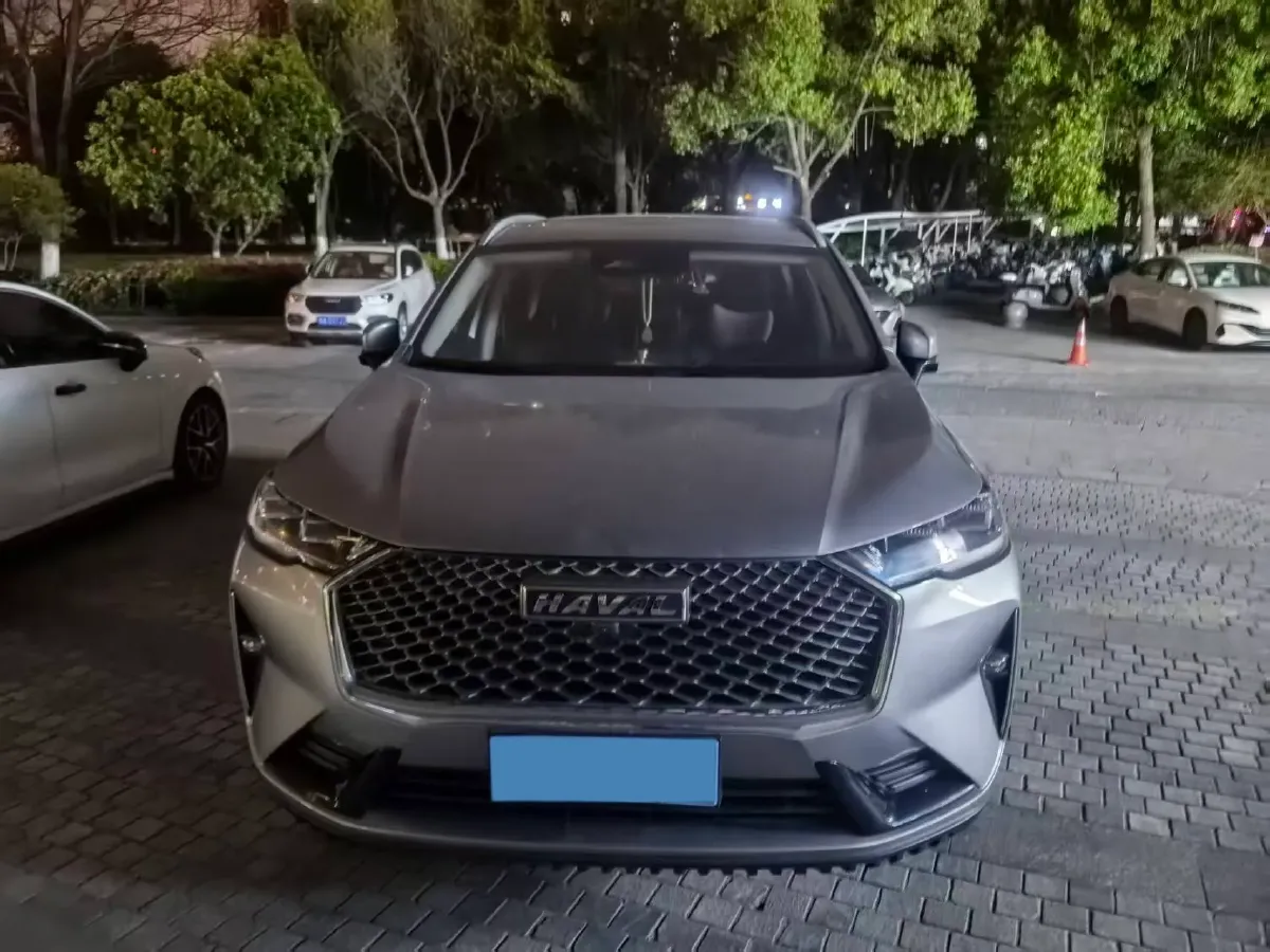 2022 Haval H6 1.5T 184HP L4 7DCT,autocango,china used car exporter,china ev exporter,chinese used car exporter,chinese used ev exporter
