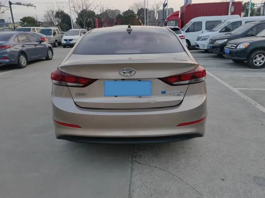 2016 Hyundai Elantra 1.6L 130HP L4 6AT,autocango,china used car exporter,china ev exporter,chinese used car exporter,chinese used ev exporter