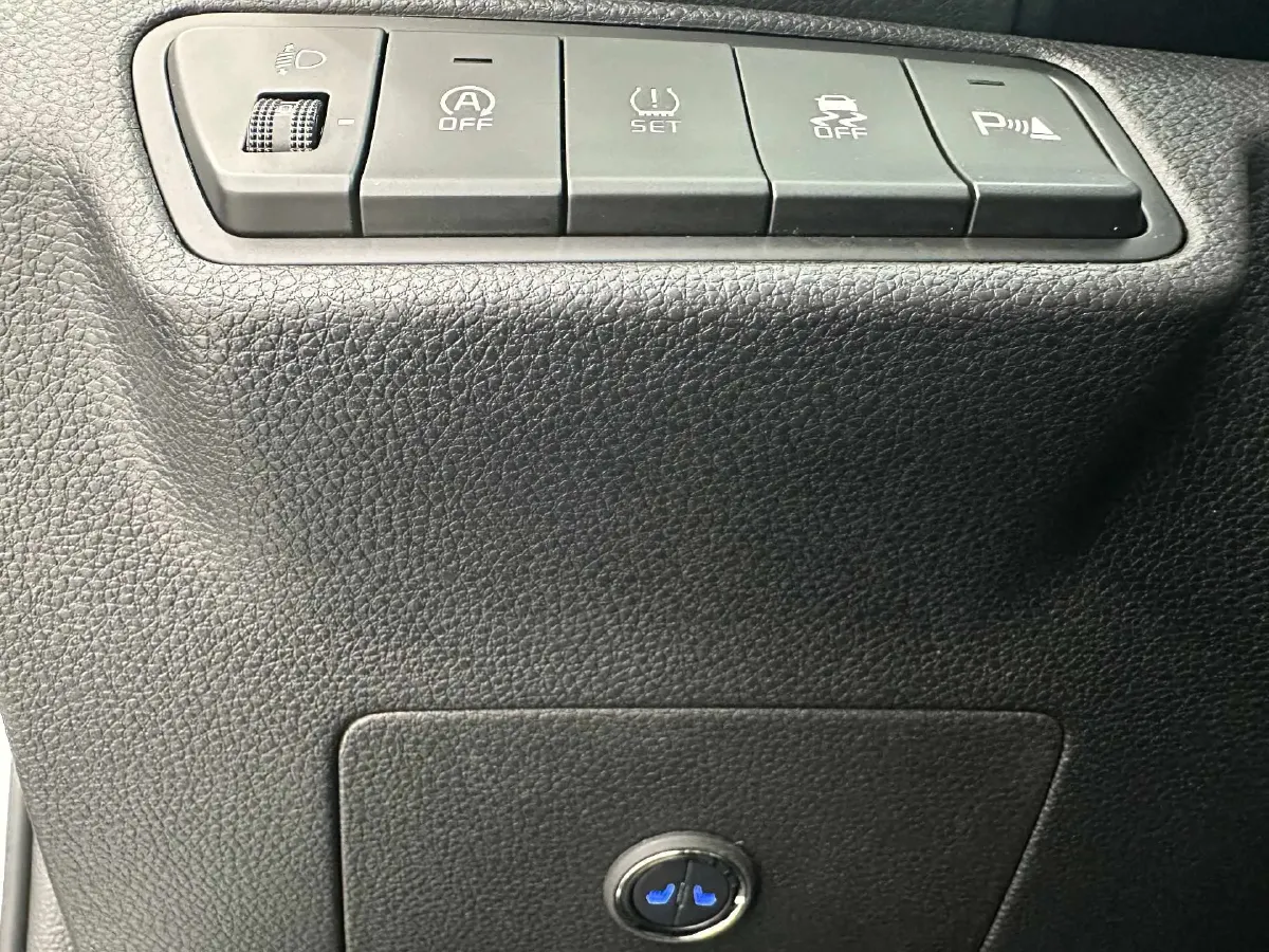 2023 Kia Seltos 1.5L 115HP L4 CVT,autocango,china used car exporter,china ev exporter,chinese used car exporter,chinese used ev exporter