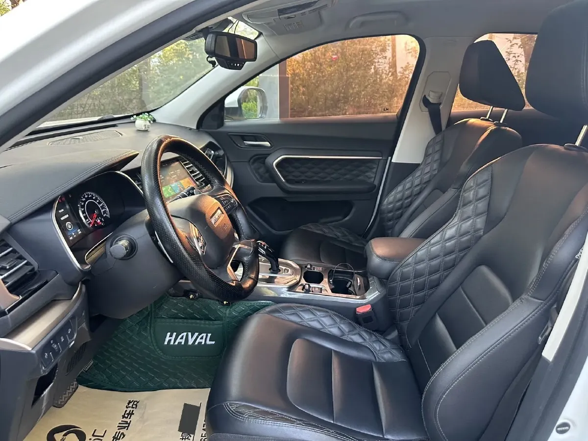 2021 Haval H6 1.5T 169HP L4 7DCT,autocango,china used car exporter,china ev exporter,chinese used car exporter,chinese used ev exporter