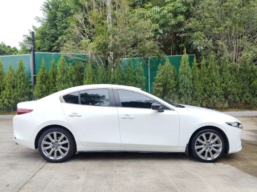 2021 Mazda 3 Axela 2.0L 158HP L4 6AT,autocango,china used car exporter,china ev exporter,chinese used car exporter,chinese used ev exporter