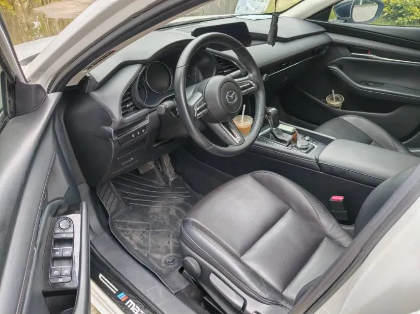 2021 Mazda 3 Axela 2.0L 158HP L4 6AT,autocango,china used car exporter,china ev exporter,chinese used car exporter,chinese used ev exporter
