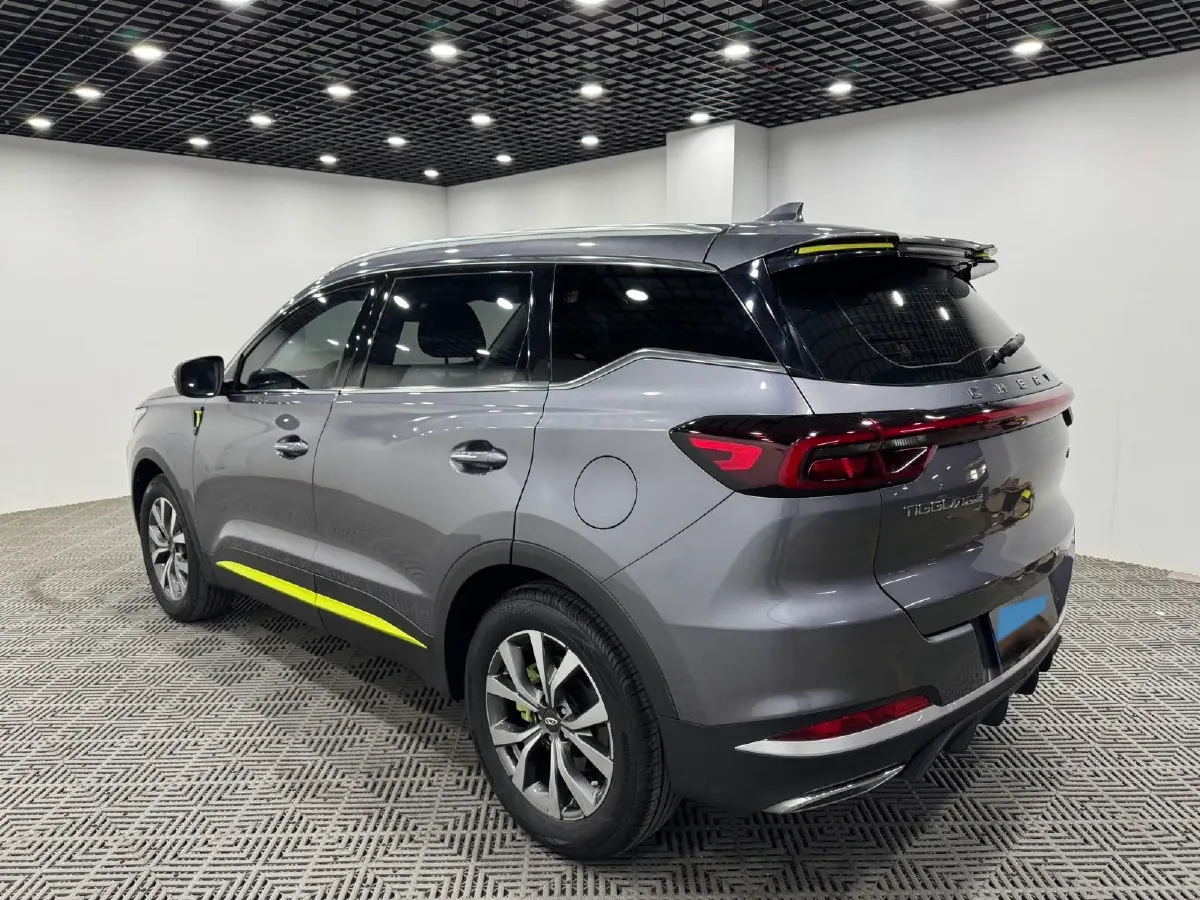 2022 Chery Tiggo 7 Plus 1.5T 156HP L4 CVT,autocango,china used car exporter,china ev exporter,chinese used car exporter,chinese used ev exporter