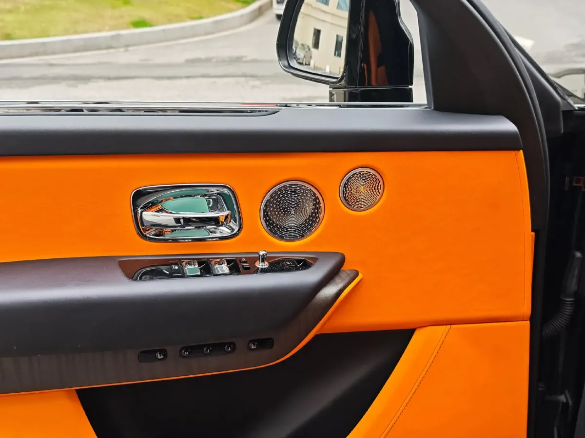 2018 Rolls-Royce Cullinan 6.7T 571HP V12 8AT,autocango,china used car exporter,china ev exporter,chinese used car exporter,chinese used ev exporter