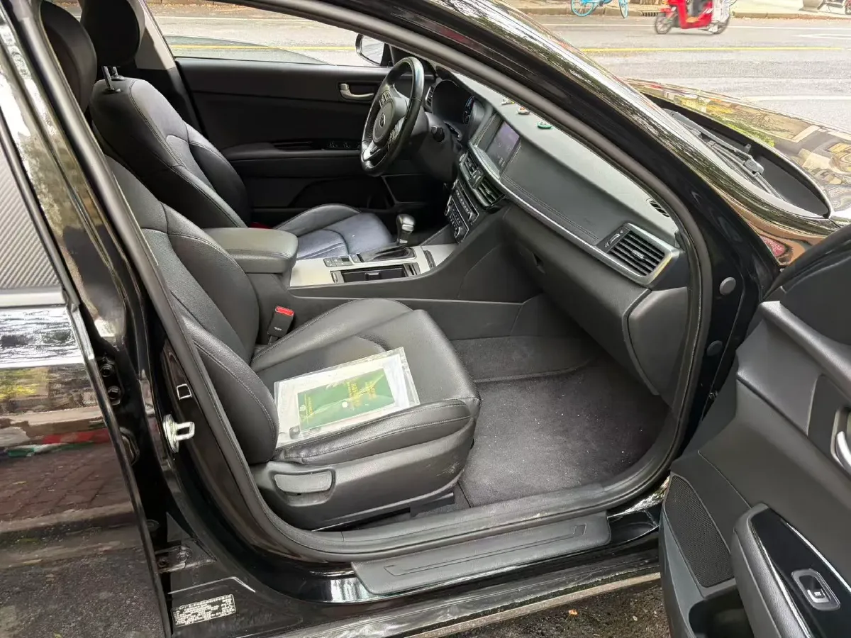 2018 Kia K5 2.0L 156HP L4 6AT PHEV 12.9KWH,autocango,china used car exporter,china ev exporter,chinese used car exporter,chinese used ev exporter