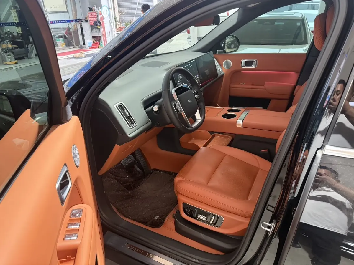 2024 Li L9 Range Extended 154HP REEV 52.3KWH,autocango,china used car exporter,china ev exporter,chinese used car exporter,chinese used ev exporter