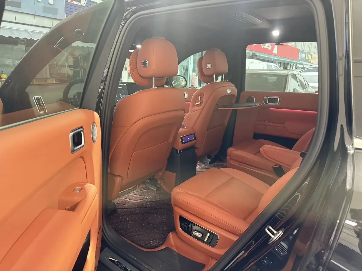 2024 Li L9 Range Extended 154HP REEV 52.3KWH,autocango,china used car exporter,china ev exporter,chinese used car exporter,chinese used ev exporter