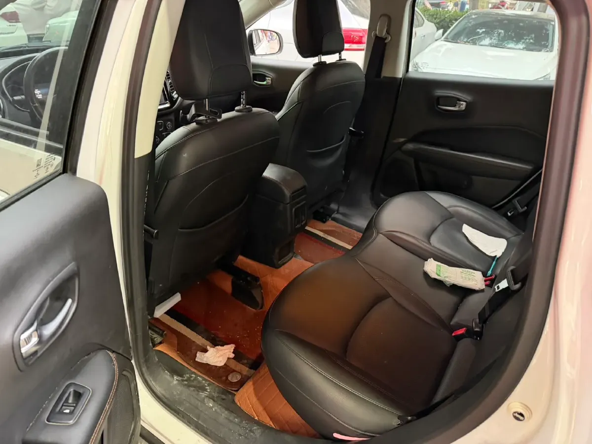 2020 Jeep Compass 1.3T 173HP L4 7DCT,autocango,china used car exporter,china ev exporter,chinese used car exporter,chinese used ev exporter