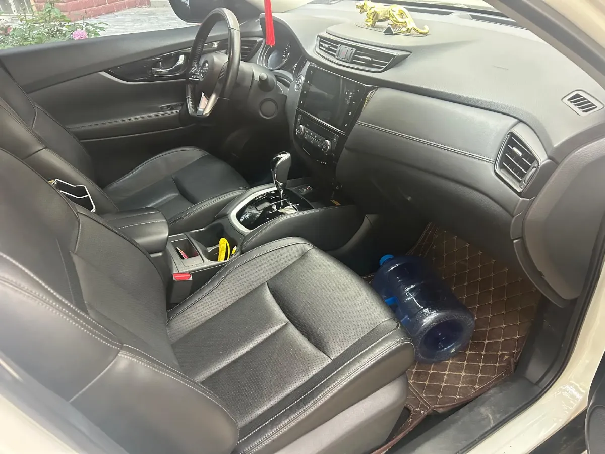 2020 Nissan X-Trail 2.0L 154HP L4 CVT,autocango,china used car exporter,china ev exporter,chinese used car exporter,chinese used ev exporter