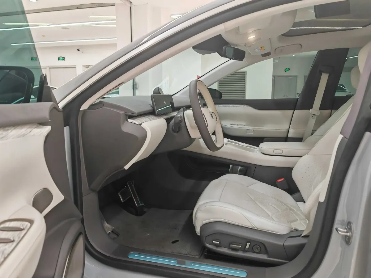 2021 Volkswagen ID.6 Crozz BEV 84.8KWH,autocango,china used car exporter,china ev exporter,chinese used car exporter,chinese used ev exporter