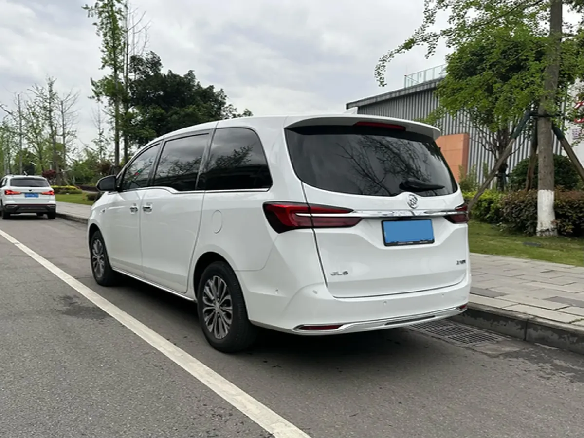 2023 Buick GL8 2.0T 237HP L4 9AT,autocango,china used car exporter,china ev exporter,chinese used car exporter,chinese used ev exporter