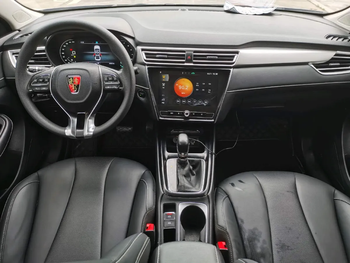 2019 Roewe i5 1.5L 120HP L4 CVT,autocango,china used car exporter,china ev exporter,chinese used car exporter,chinese used ev exporter