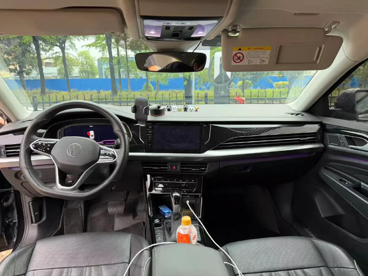 2023 Volkswagen Passat 2.0T 186HP L4 7DCT,autocango,china used car exporter,china ev exporter,chinese used car exporter,chinese used ev exporter