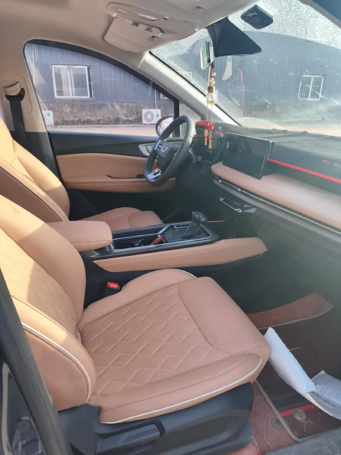 2022 Venucia T60 1.6L 126HP L4 CVT,autocango,china used car exporter,china ev exporter,chinese used car exporter,chinese used ev exporter