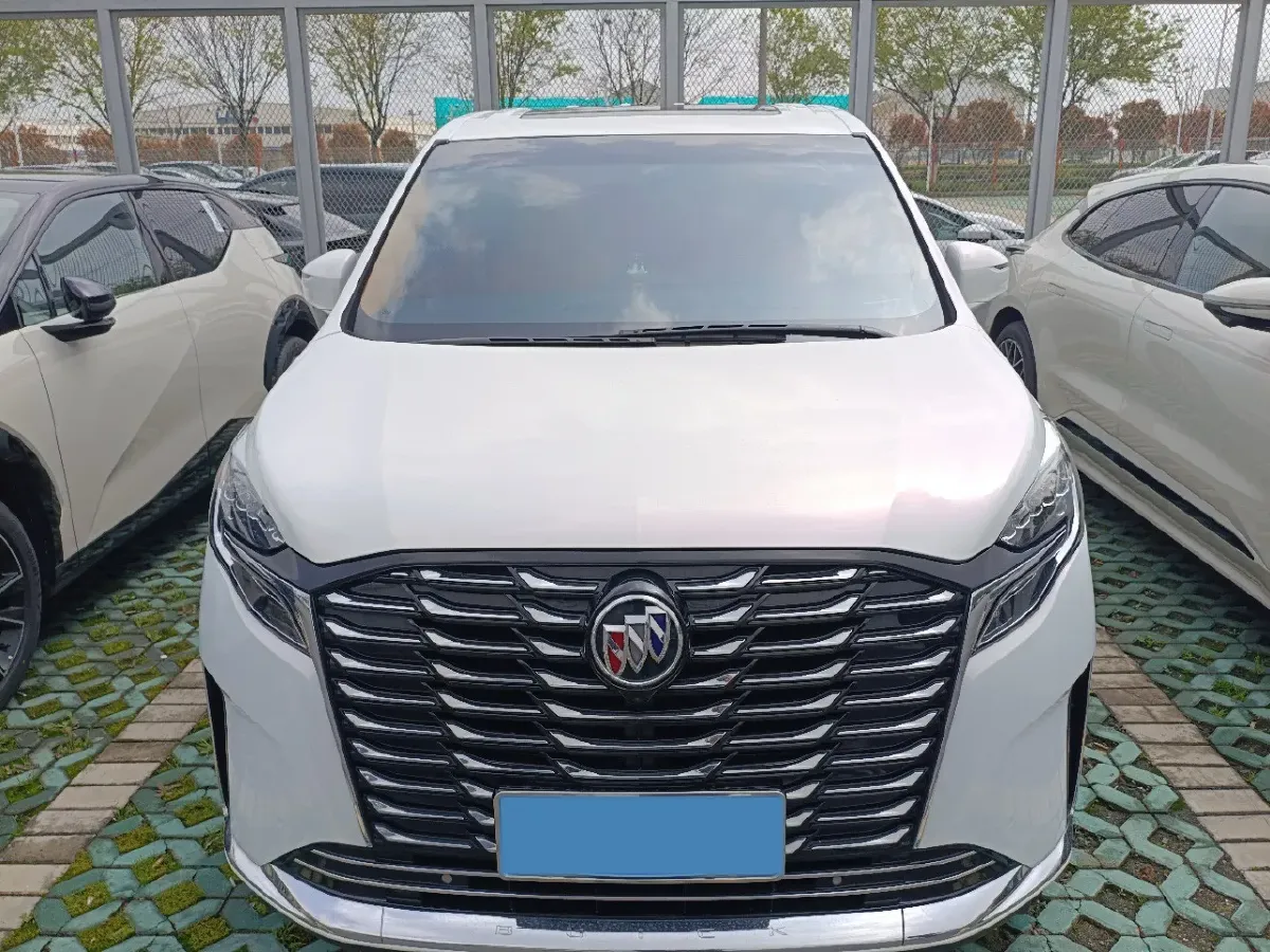 2023 Buick GL8 2.0T 237HP L4 9AT,autocango,china used car exporter,china ev exporter,chinese used car exporter,chinese used ev exporter