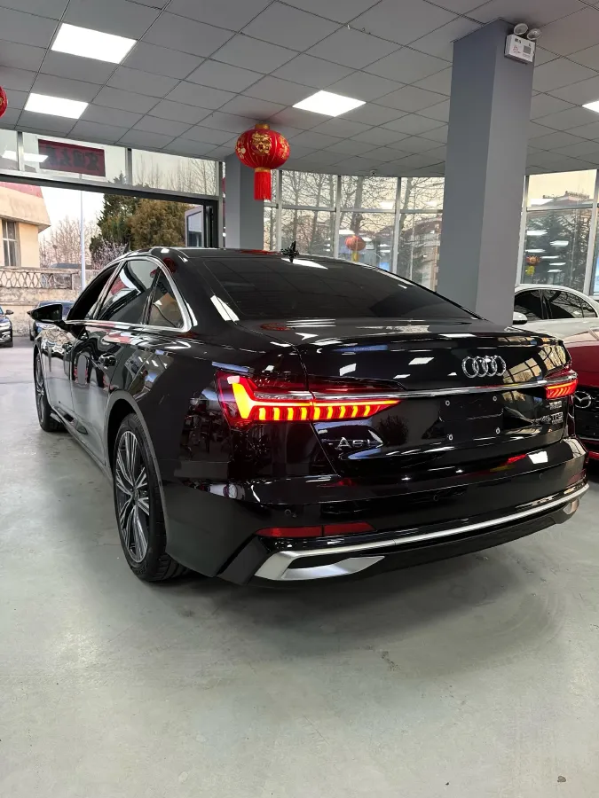 2024 Audi A6L 2.0T 245HP L4 7DCT,autocango,china used car exporter,china ev exporter,chinese used car exporter,chinese used ev exporter