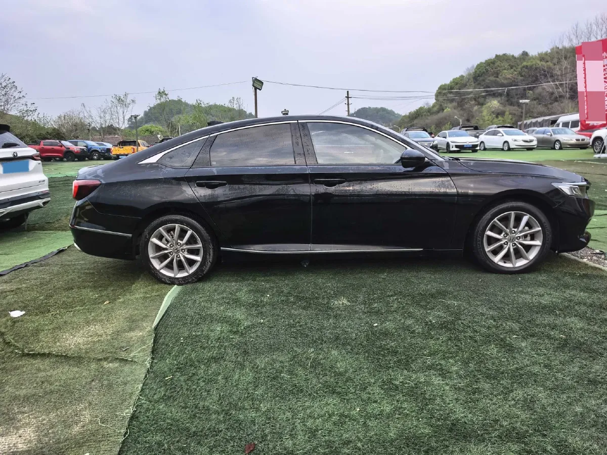 2022 Honda Accord 1.5T 194HP L4 CVT,autocango,china used car exporter,china ev exporter,chinese used car exporter,chinese used ev exporter