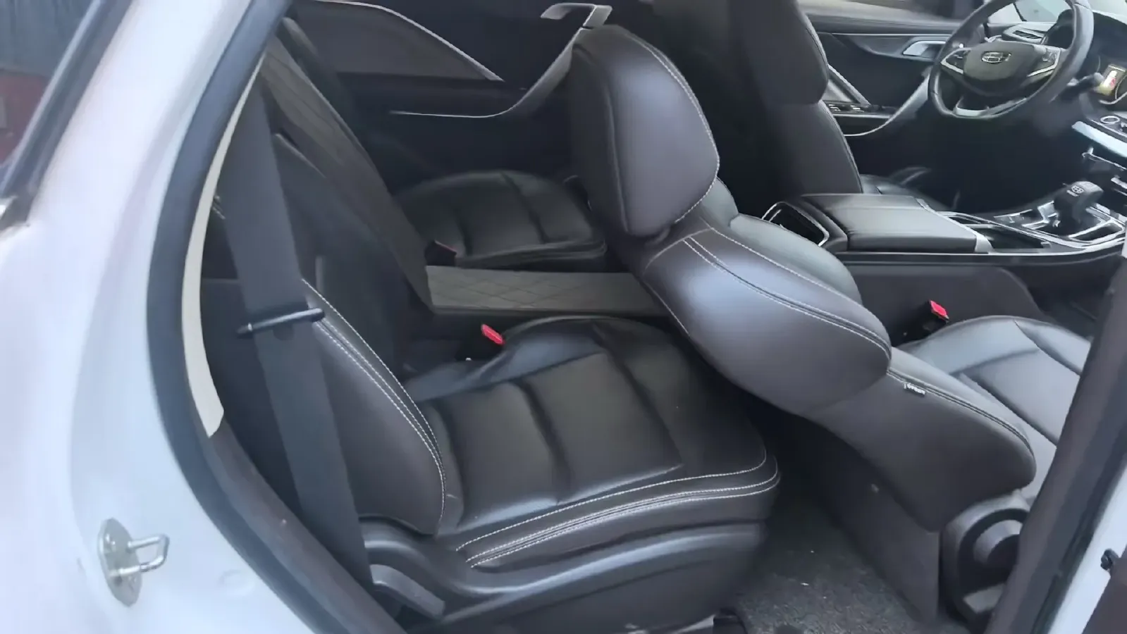 2019 Geely JiaJi 1.8T 184HP L4 6AT,autocango,china used car exporter,china ev exporter,chinese used car exporter,chinese used ev exporter