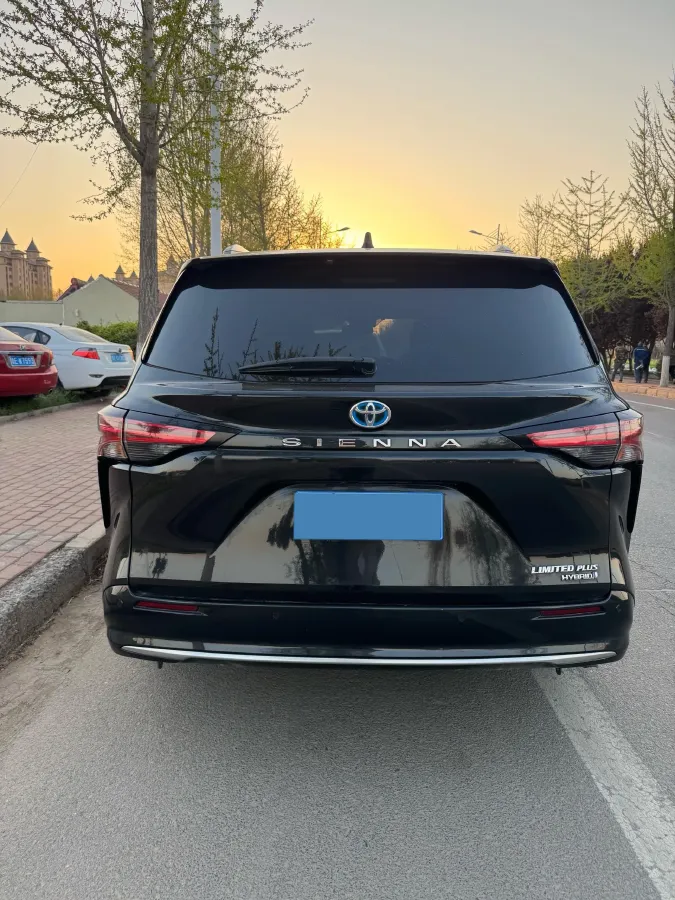2021 Toyota Sienna 2.5L 192HP L4 E-CVT Hybrid,autocango,china used car exporter,china ev exporter,chinese used car exporter,chinese used ev exporter