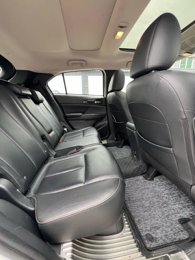 2018 Mitsubishi Eclipse Cross 1.5T 170HP L4 CVT,autocango,china used car exporter,china ev exporter,chinese used car exporter,chinese used ev exporter