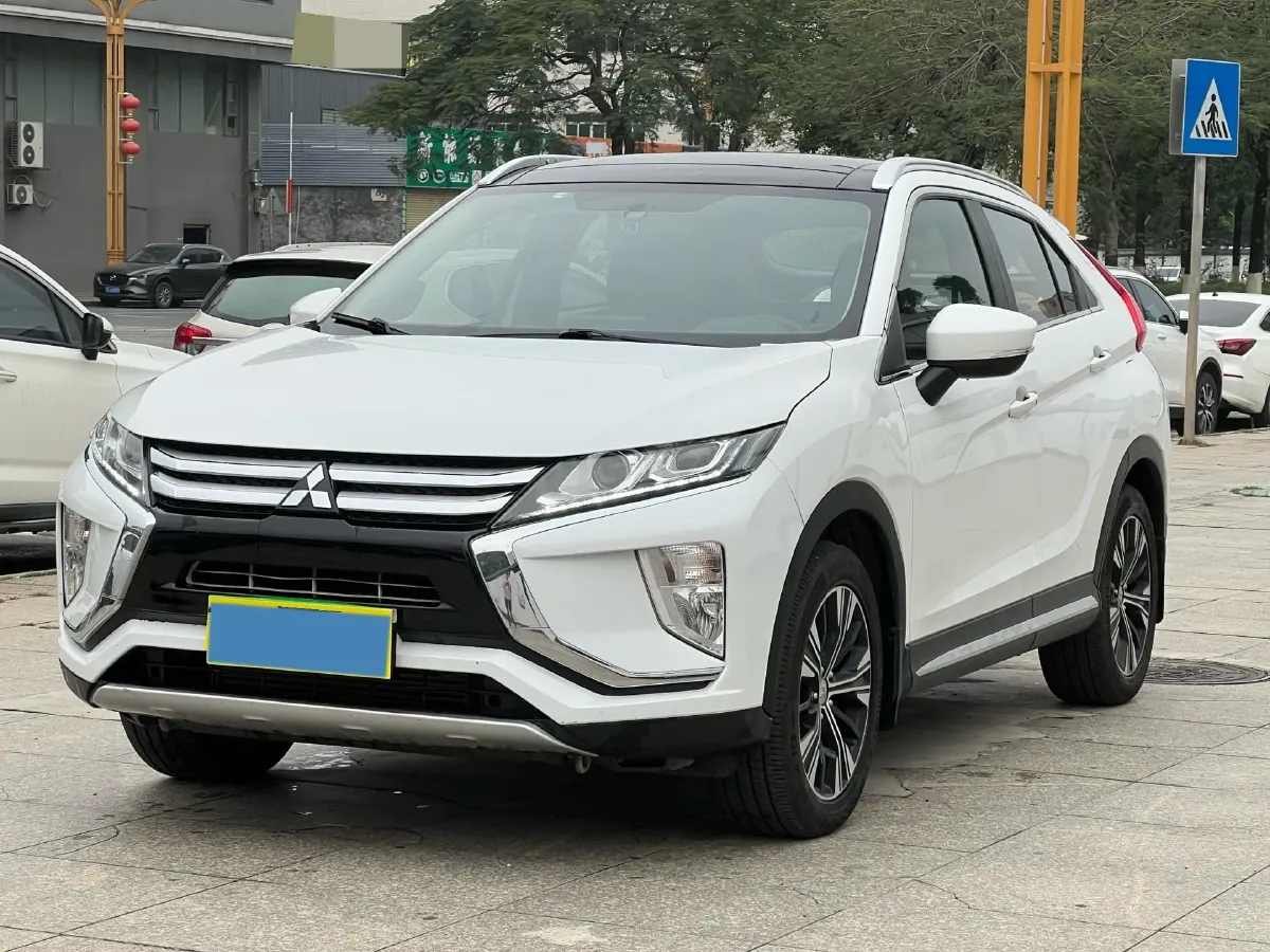 2018 Mitsubishi Eclipse Cross 1.5T 170HP L4 CVT,autocango,china used car exporter,china ev exporter,chinese used car exporter,chinese used ev exporter