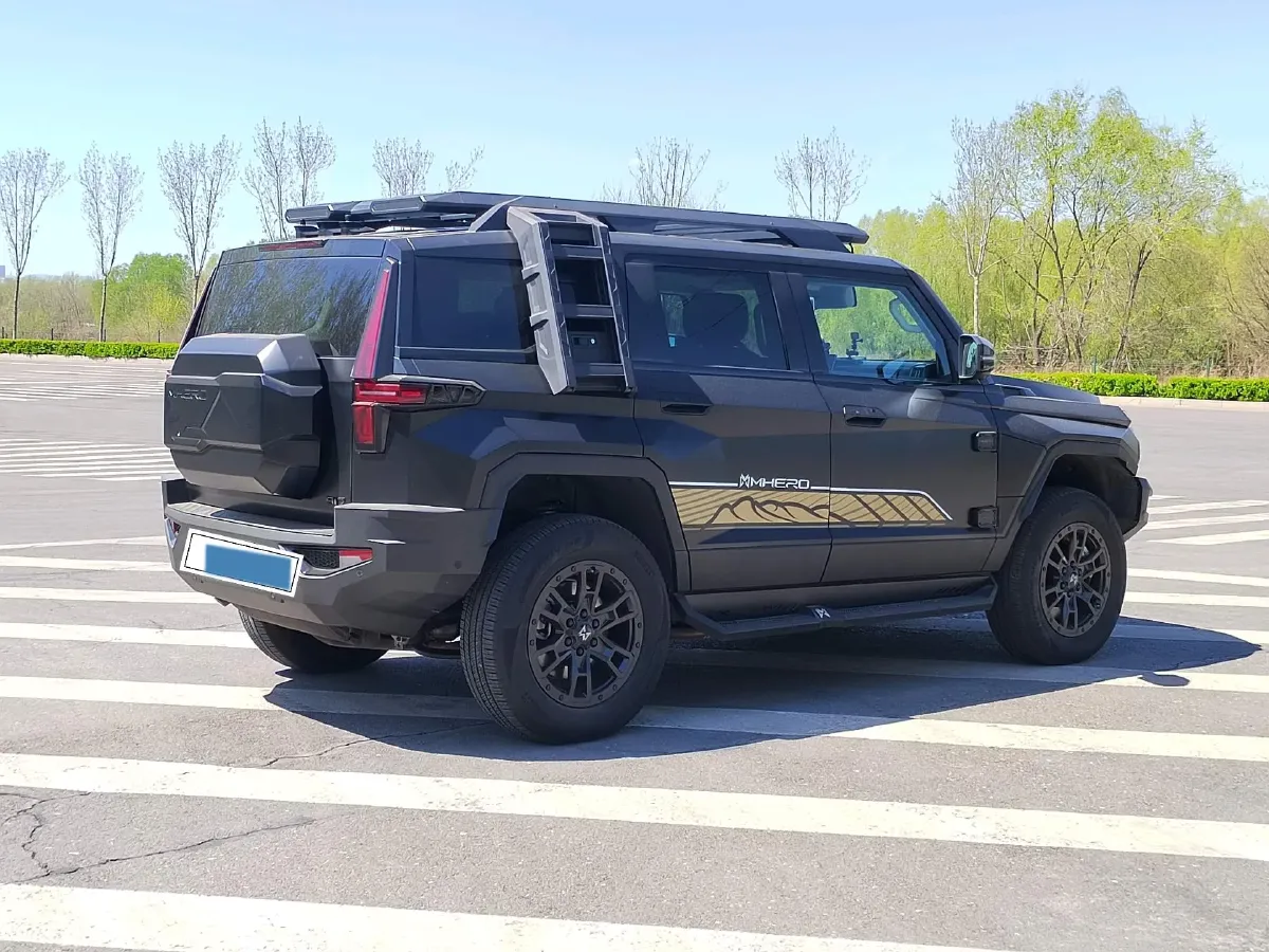 2023 M Hero 917 REEV 197HP 2AT REEV 65.8KWH,autocango,china used car exporter,china ev exporter,chinese used car exporter,chinese used ev exporter