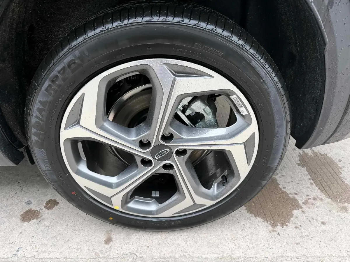 2026 Geely Monjaro 2.0T 272HP L4 8AT,autocango,china used car exporter,china ev exporter,chinese used car exporter,chinese used ev exporter