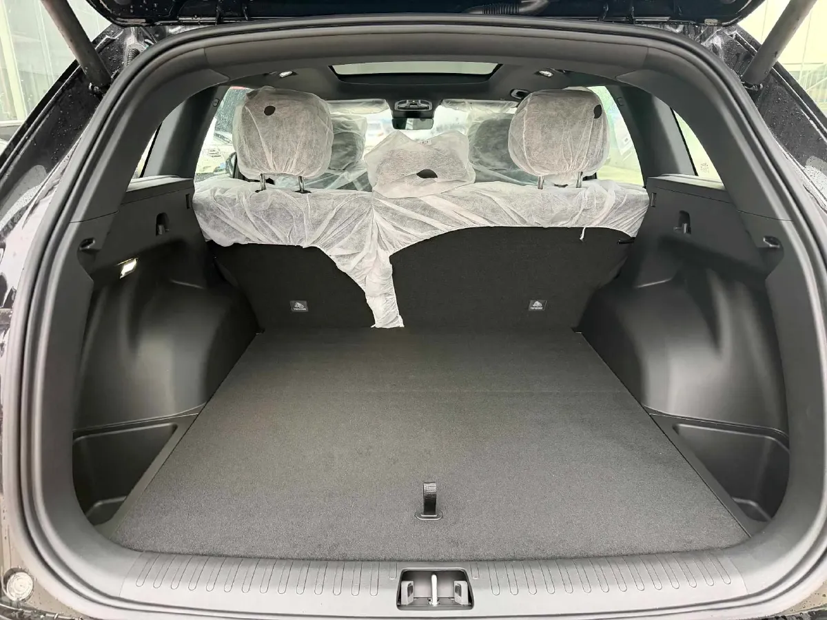 2026 Geely Monjaro 2.0T 272HP L4 8AT,autocango,china used car exporter,china ev exporter,chinese used car exporter,chinese used ev exporter