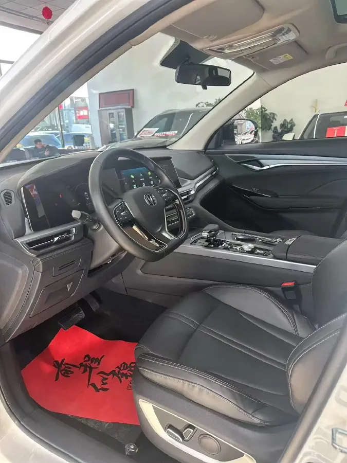 2021 ChangAn CS75 Plus 1.5T 178HP L4 6AT,autocango,china used car exporter,china ev exporter,chinese used car exporter,chinese used ev exporter