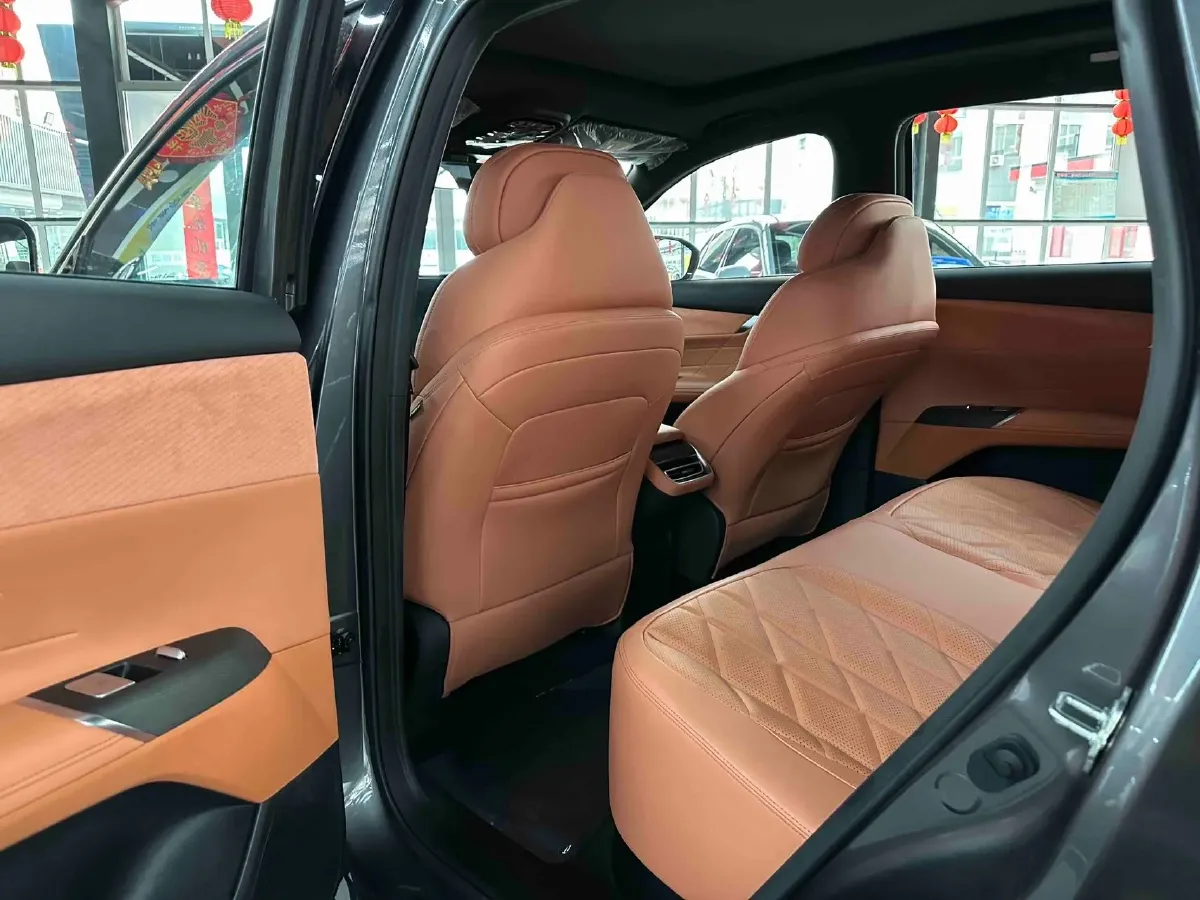 2025 ChangAn CS75 Plus 1.5T 192HP L4 8AT,autocango,china used car exporter,china ev exporter,chinese used car exporter,chinese used ev exporter