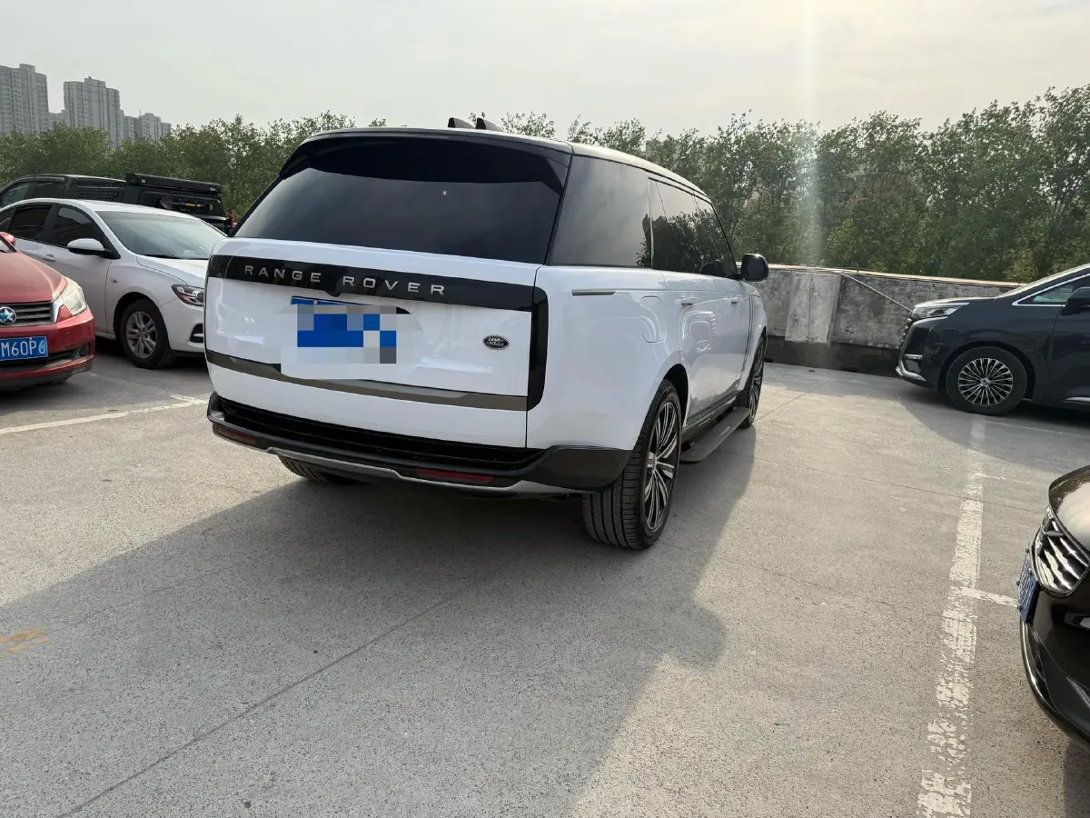 2025 Land Rover Range Rover 3.0T 400HP L6 8AT,autocango,china used car exporter,china ev exporter,chinese used car exporter,chinese used ev exporter