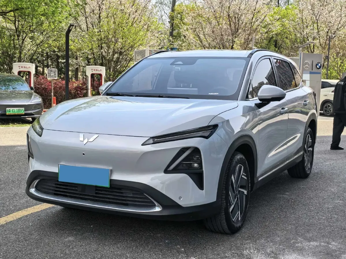 2024 WuLing XingGuangS 1.5L 106HP L4 E-CVT PHEV 20.5KWH,autocango,china used car exporter,china ev exporter,chinese used car exporter,chinese used ev exporter