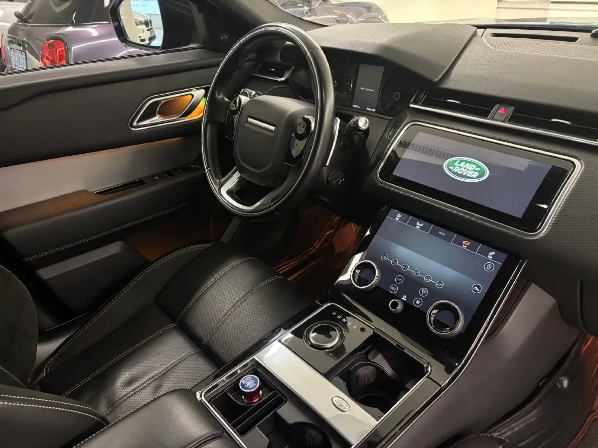 2019 Land Rover Range Rover Velar 2.0T 250HP L4 8AT,autocango,china used car exporter,china ev exporter,chinese used car exporter,chinese used ev exporter