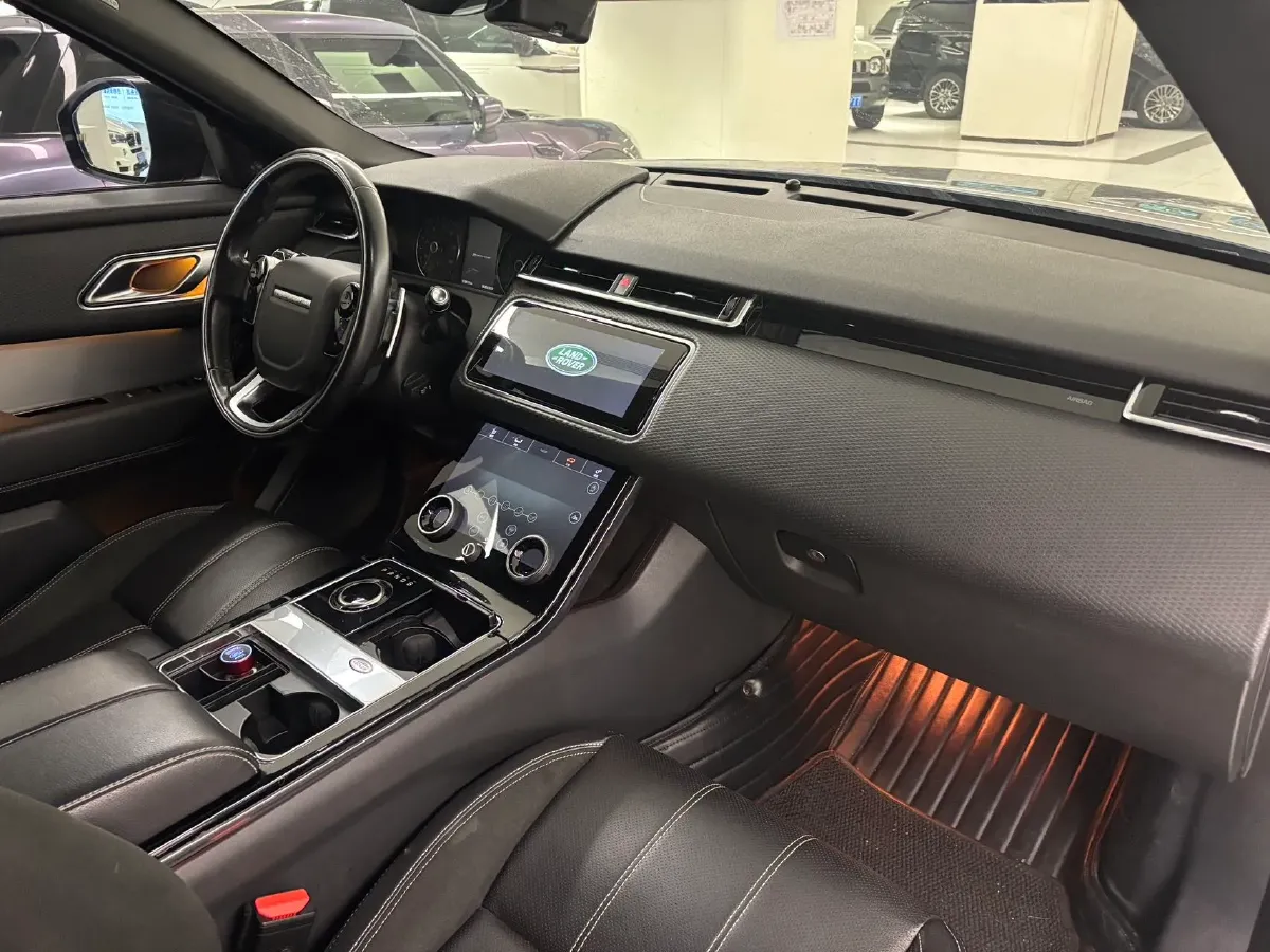 2019 Land Rover Range Rover Velar 2.0T 250HP L4 8AT,autocango,china used car exporter,china ev exporter,chinese used car exporter,chinese used ev exporter