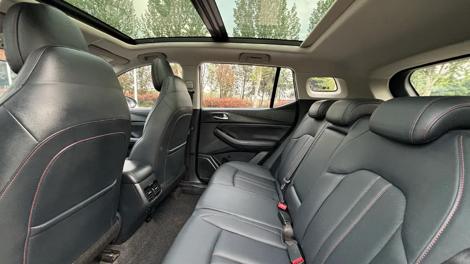 2021 GAC Trumpchi GS4 1.5T 169HP L4 6AT,autocango,china used car exporter,china ev exporter,chinese used car exporter,chinese used ev exporter