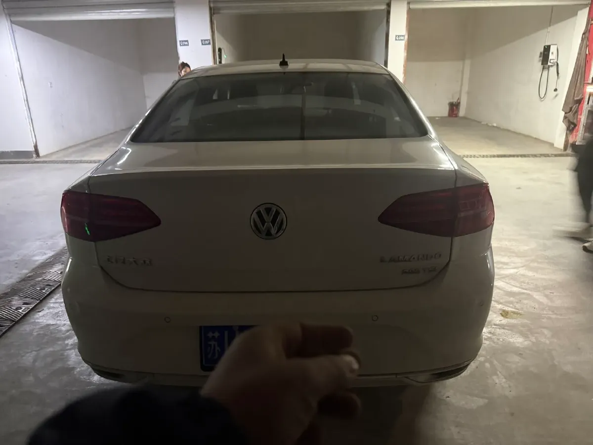 2019 Volkswagen Passat 1.4T 150HP L4 7DCT,autocango,china used car exporter,china ev exporter,chinese used car exporter,chinese used ev exporter