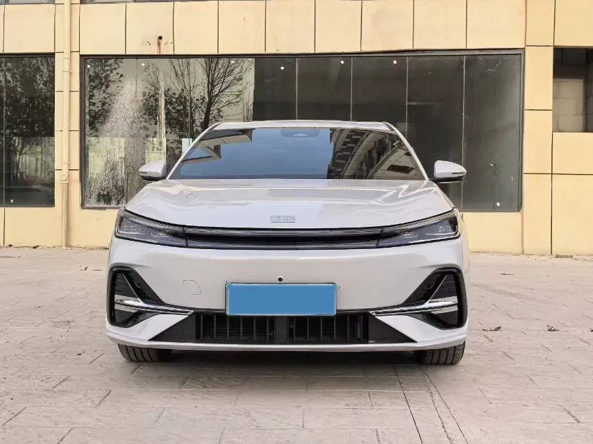 2025 Geely Galaxy A7 1.5L 112HP L4 1DHT PHEV,autocango,china used car exporter,china ev exporter,chinese used car exporter,chinese used ev exporter