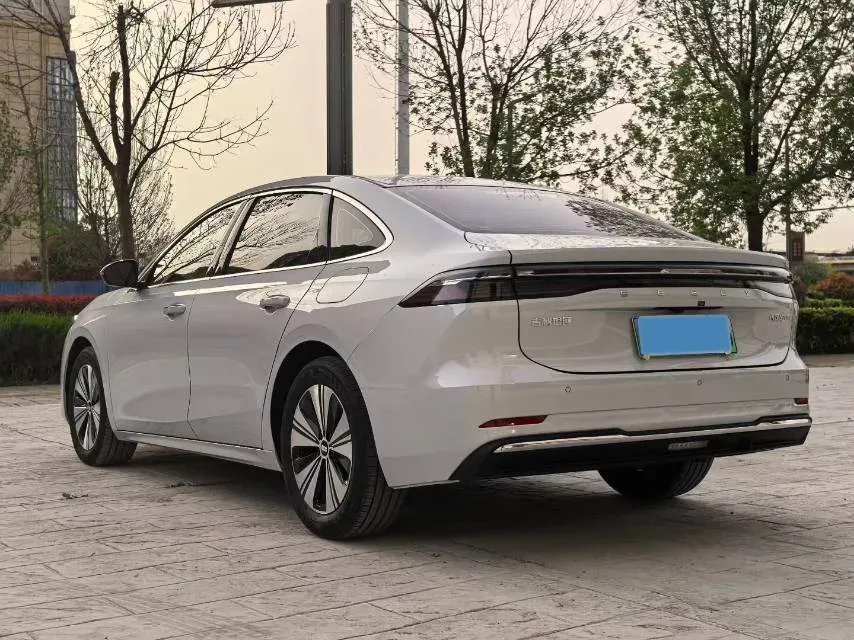 2025 Geely Galaxy A7 1.5L 112HP L4 1DHT PHEV,autocango,china used car exporter,china ev exporter,chinese used car exporter,chinese used ev exporter