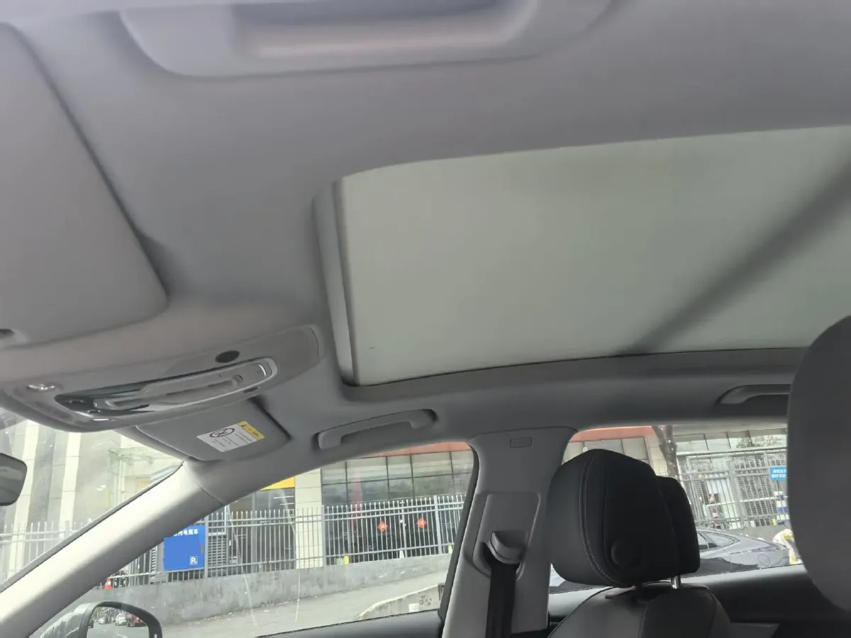 2022 Audi A4L 2.0T 190HP L4 7DCT,autocango,china used car exporter,china ev exporter,chinese used car exporter,chinese used ev exporter