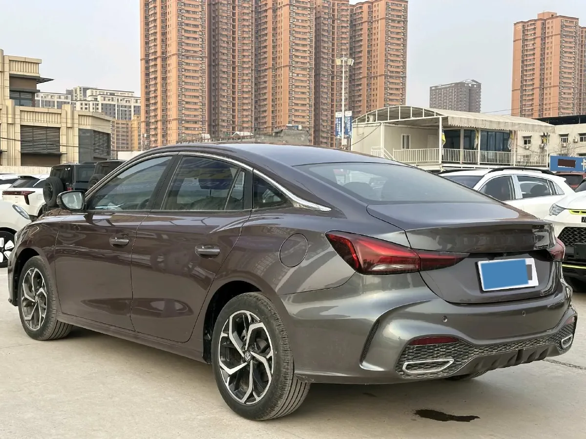 2025 MG 5 1.5T 181HP L4 7DCT,autocango,china used car exporter,china ev exporter,chinese used car exporter,chinese used ev exporter