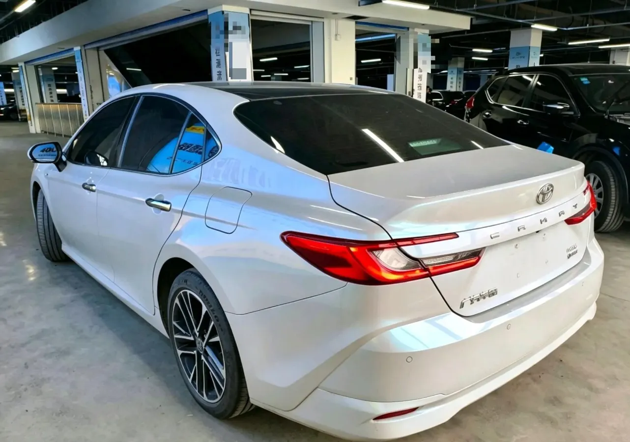 2024 Toyota Camry 2.0L 152HP L4 E-CVT Hybrid,autocango,china used car exporter,china ev exporter,chinese used car exporter,chinese used ev exporter